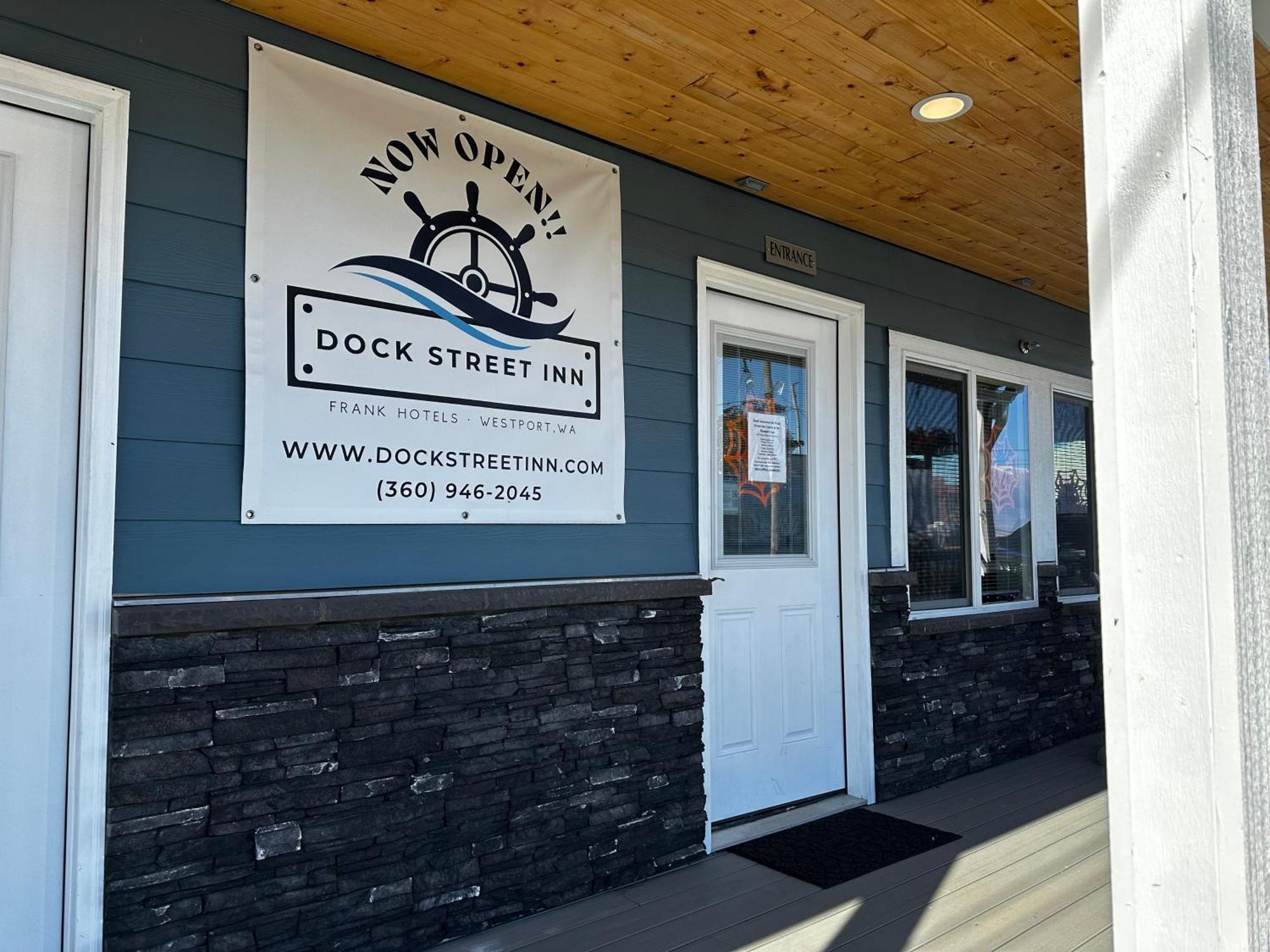 Dock Street Inn Westport Extérieur photo
