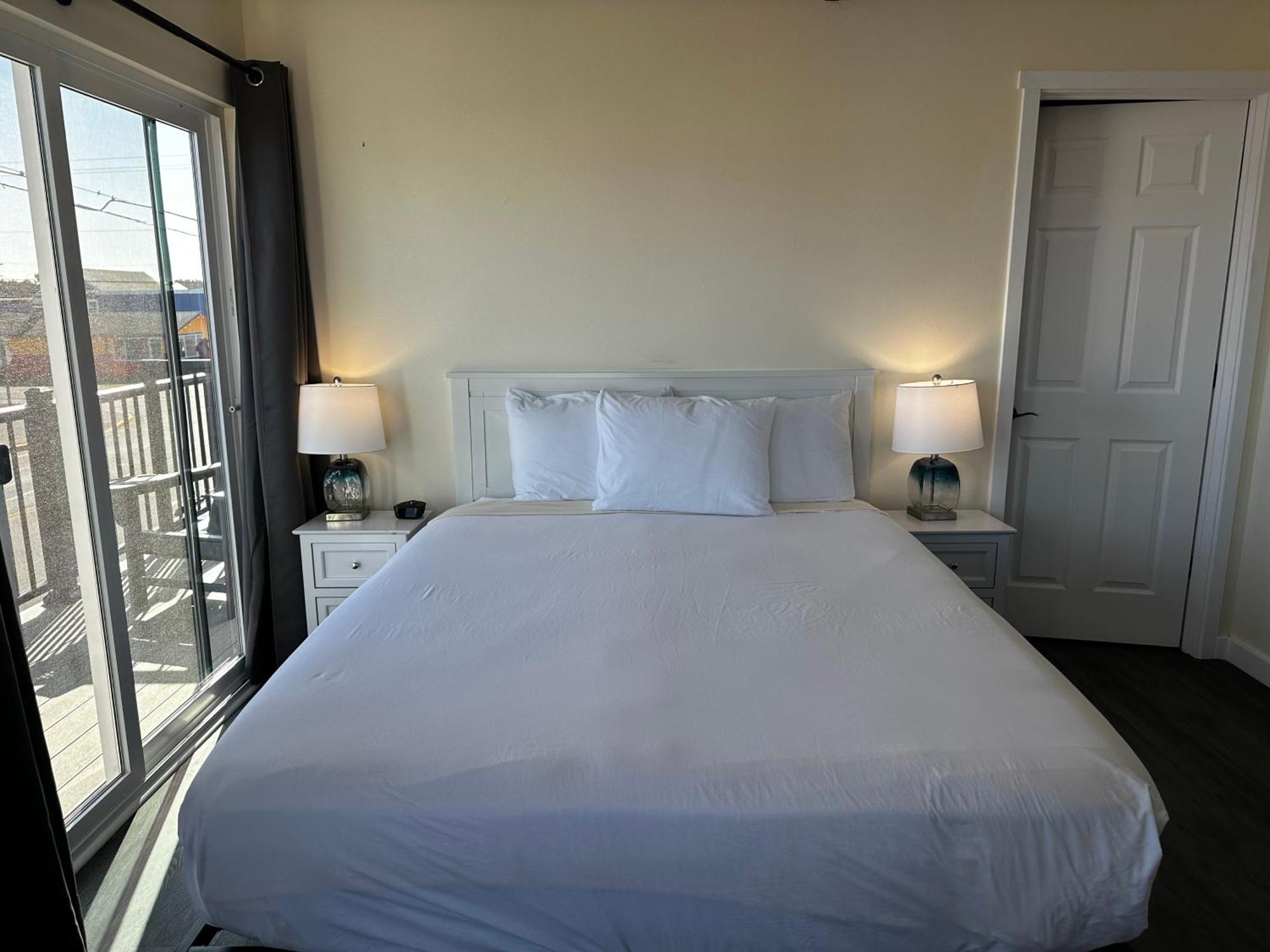 Dock Street Inn Westport Extérieur photo