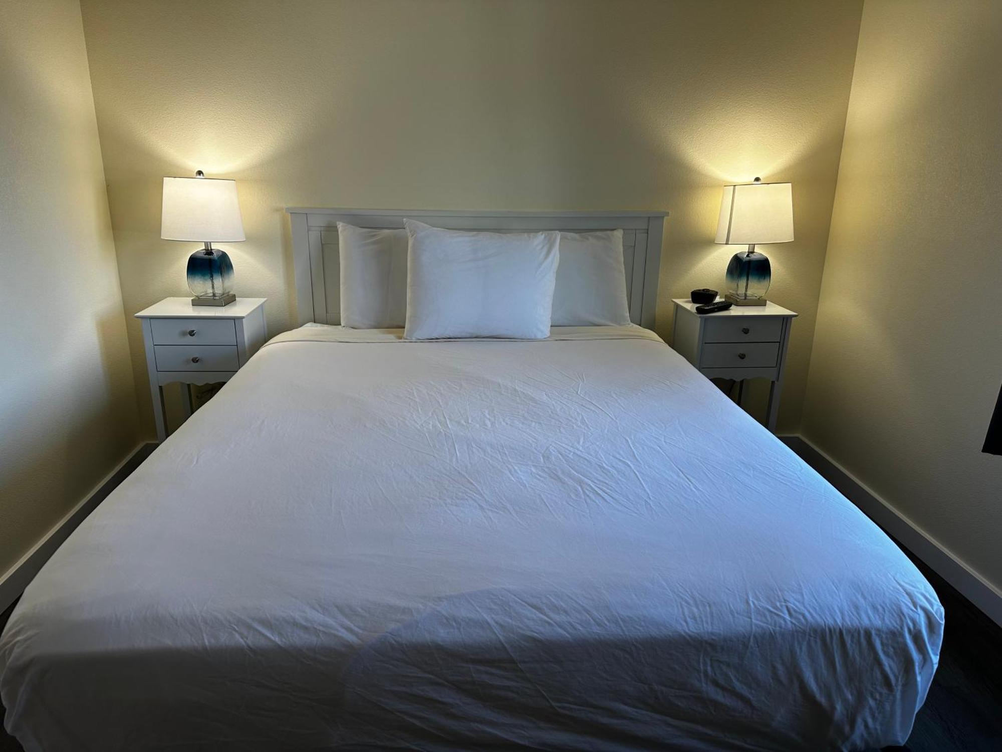 Dock Street Inn Westport Extérieur photo