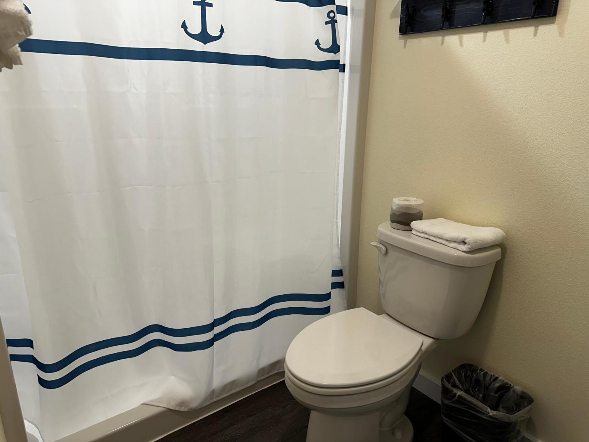 Dock Street Inn Westport Extérieur photo